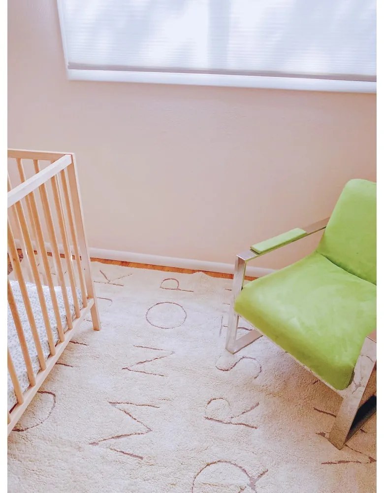 Krémszínű mosható kézi szövésű pamut gyerek szőnyeg 140x200 cm ABC – Lorena Canals