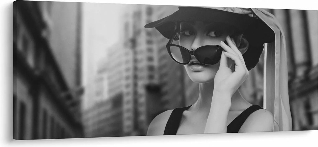 Egy nő képe (120x50 cm)
