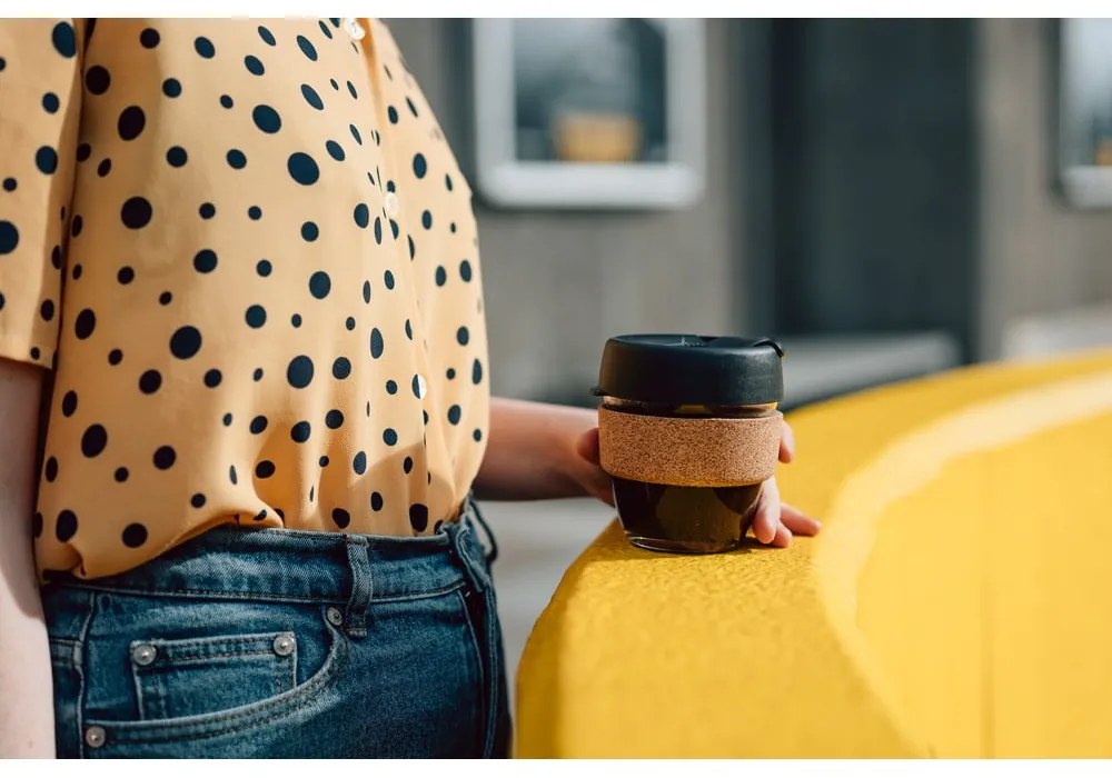 Fekete-barna utazóbögre 227 ml Brew Cork Black S – KeepCup