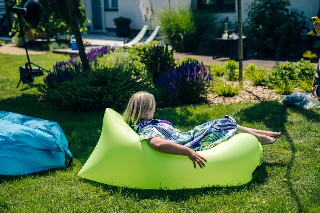 Felfújható LAZY BAG XXL zsák táskával - több színben Termék színe: Zöld