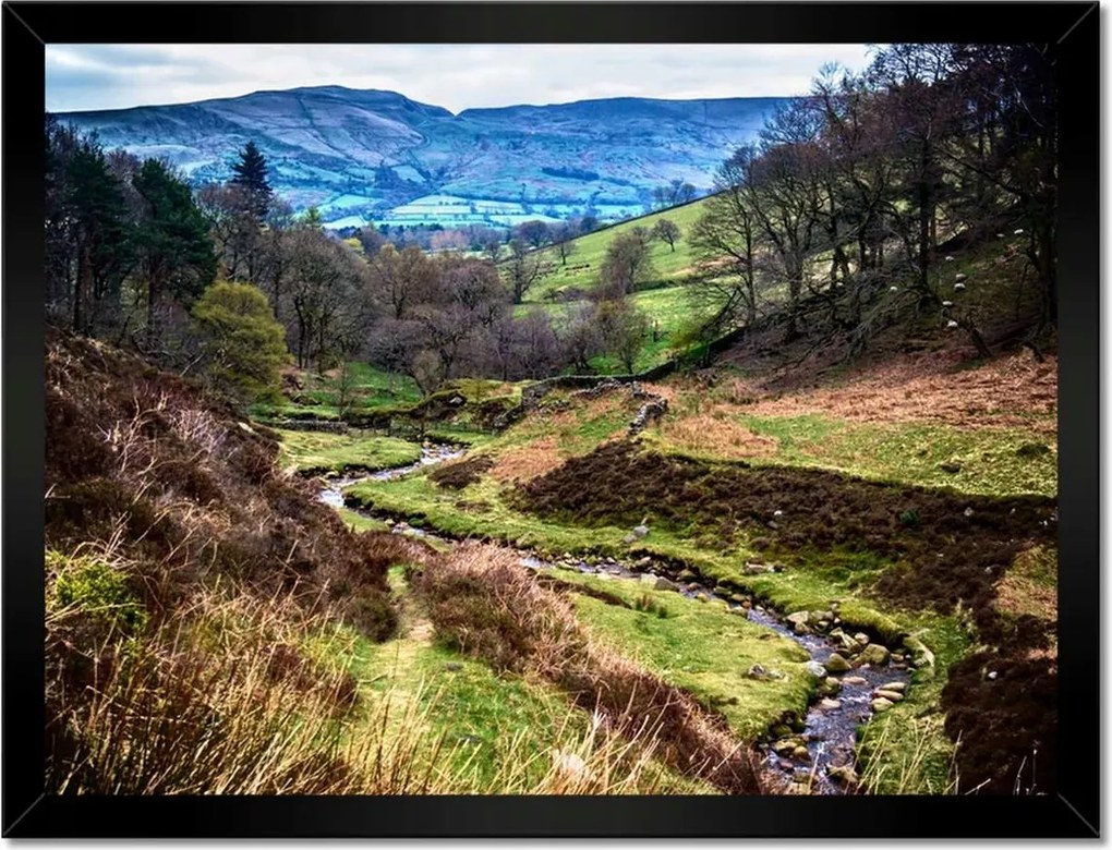 Poszterek keretben 40x30 Hegyi táj Patak a hegyekben