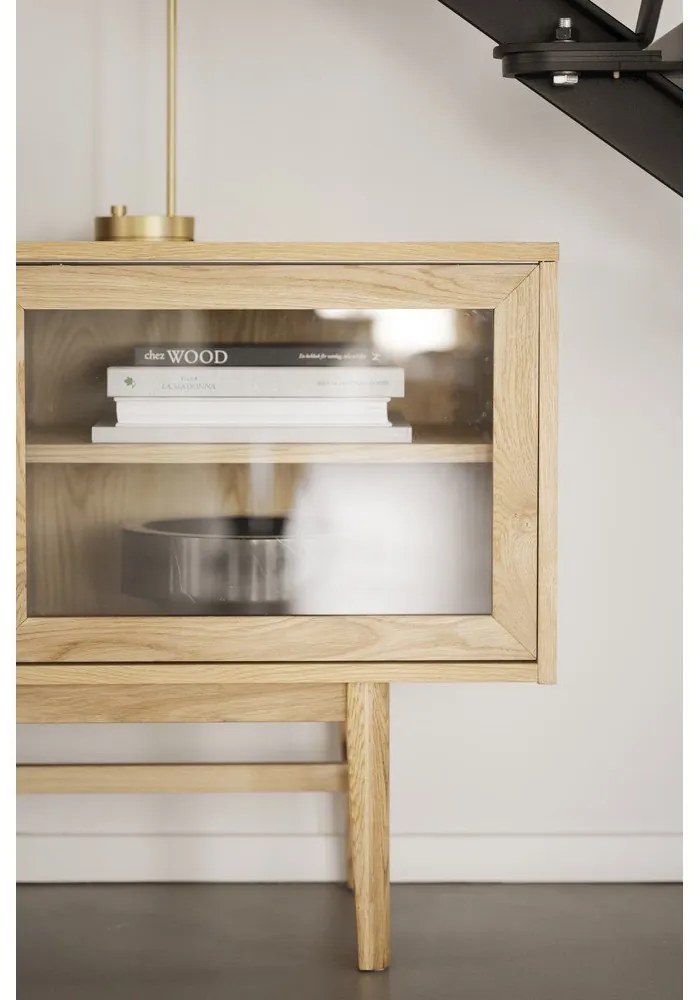 Natúr színű tálalószekrény tolóajtóval, tölgyfa dekorral 170x75 cm Hazelton – Rowico