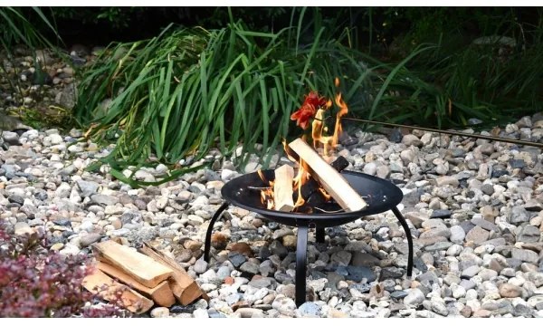 Hordozható tűzrakóhely rostéllyal fekete