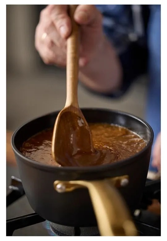 Indukciós tűzhelyhez alkalmas alumínium lábas fedővel, tapadásmentes felülettel 1,5 l – Holm