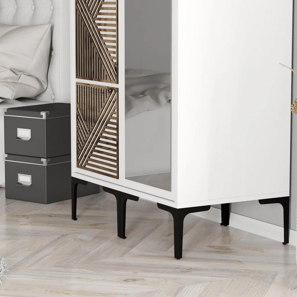 Kumsal PR - White