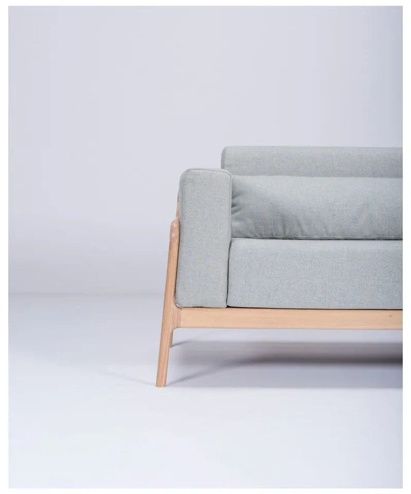 Fawn kékesszürke kanapé tölgyfából, 210 cm - Gazzda