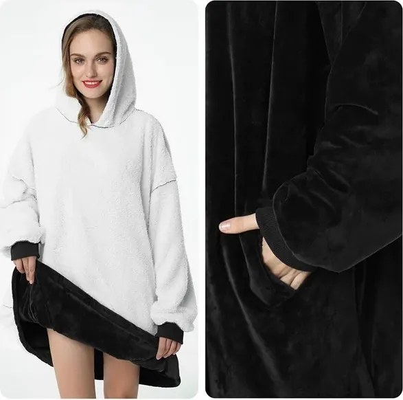 VERK Ujjakkal és kapucnival ellátott takaró - Huggle Hoodie - black