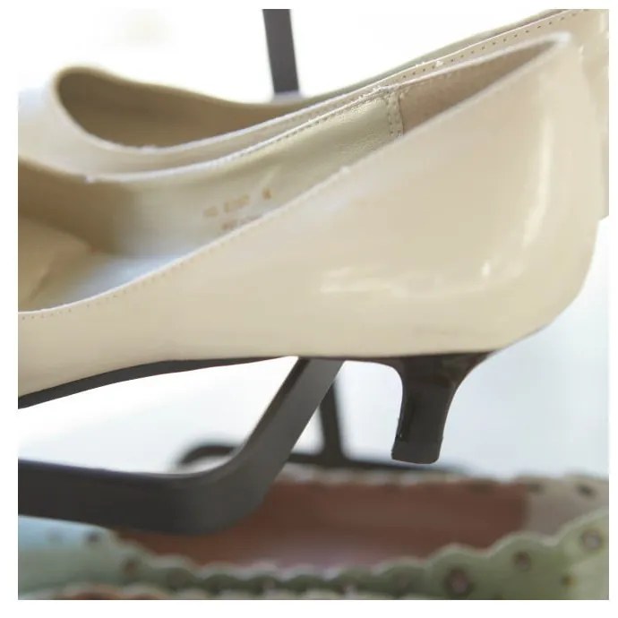 Fekete fém cipőtartó állvány Tower Shoe Rack – YAMAZAKI