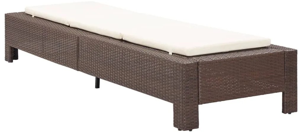 Barna polyrattan napozóágy párnával