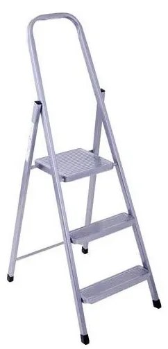 Összecsukható létra 3 fokos, 132x45 cm méretű