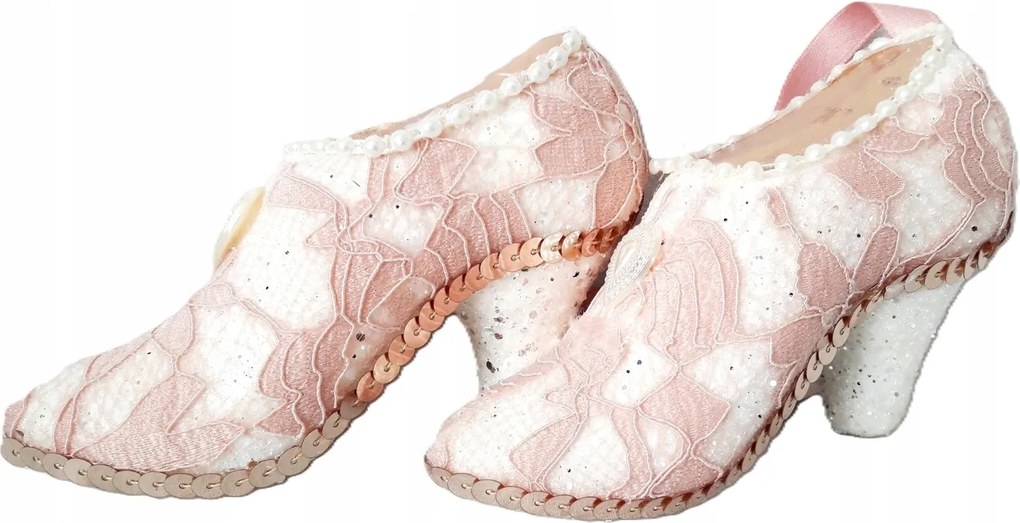 Két cipő-medál karácsonyfára fehér-rózsaszín