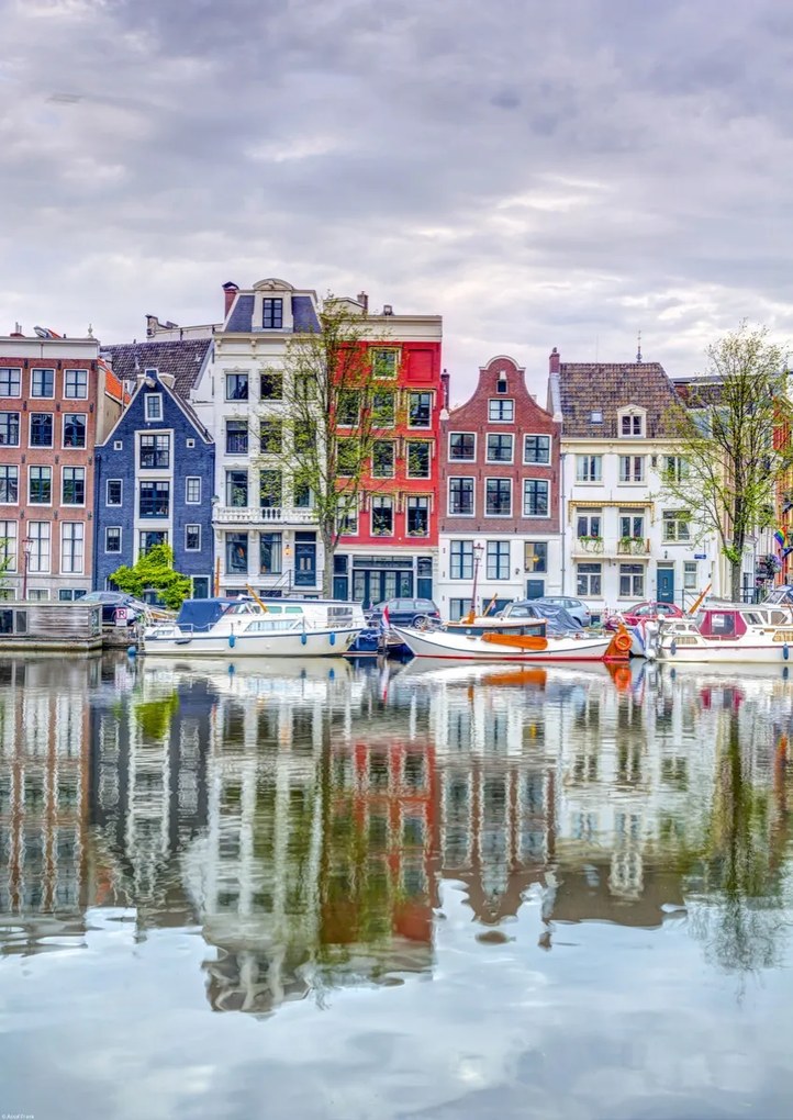 Poszter 42x59,4cm Amszterdami bérházak a csatorna partján, Assaf Frank