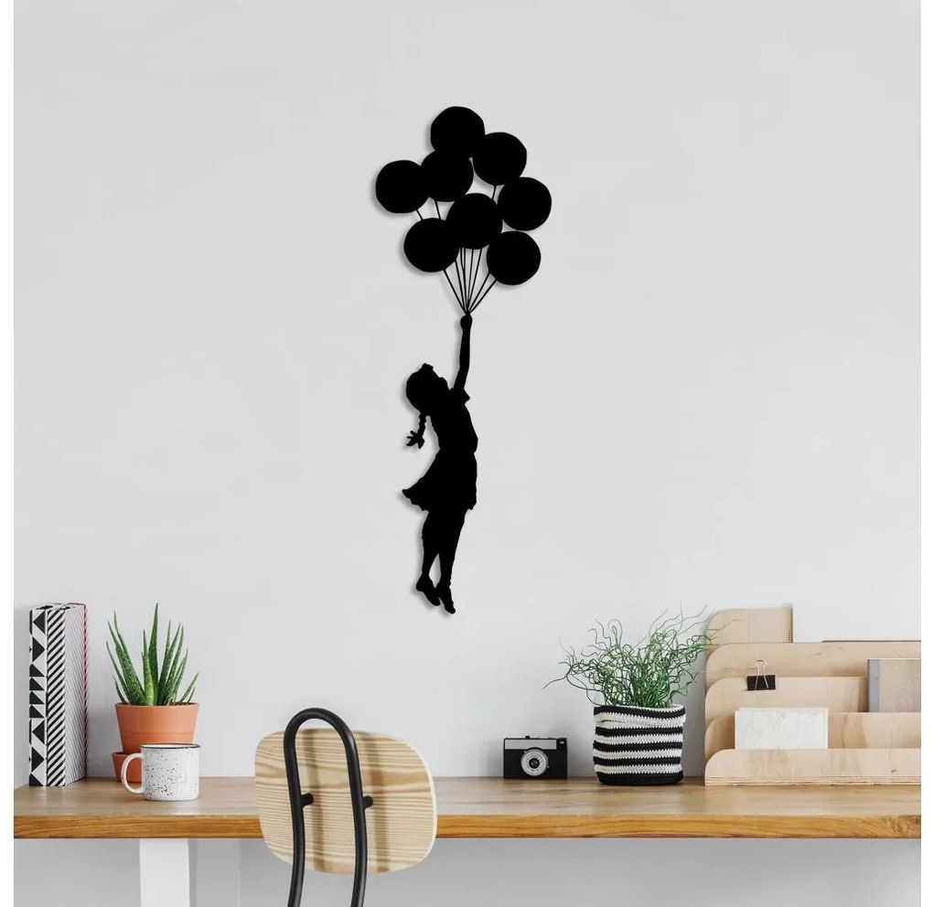 Fali dekoráció 100x34 cm lány fém