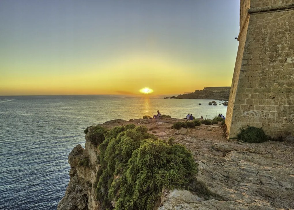 Poszter 70x50cm Ghajn Tuffieha Tower és Golden Bay, Assaf Frank