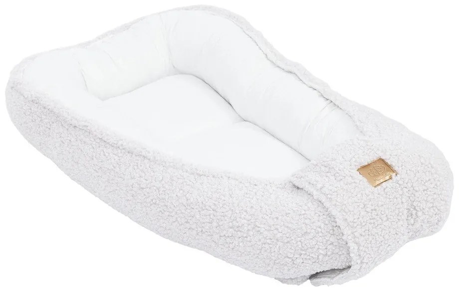 Elefántcsont színű babafészek 55x83 cm – Meowbaby