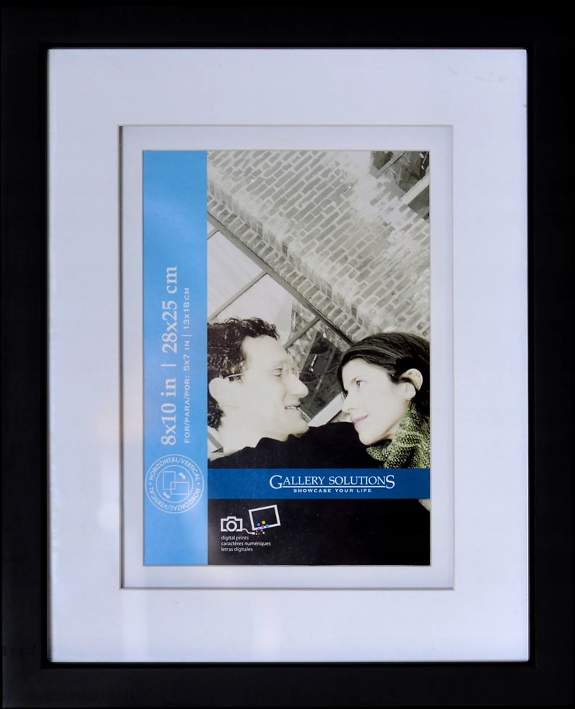 Klasszikus képkeret 13x18 cm, fekete fából, akasztható vagy állítható