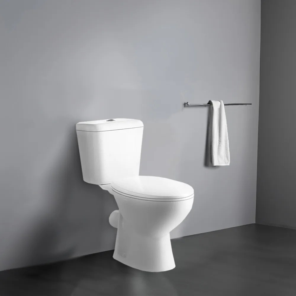 Hátsó kifolyású monoblokkos WC – Cleano WC soft close ülőkével