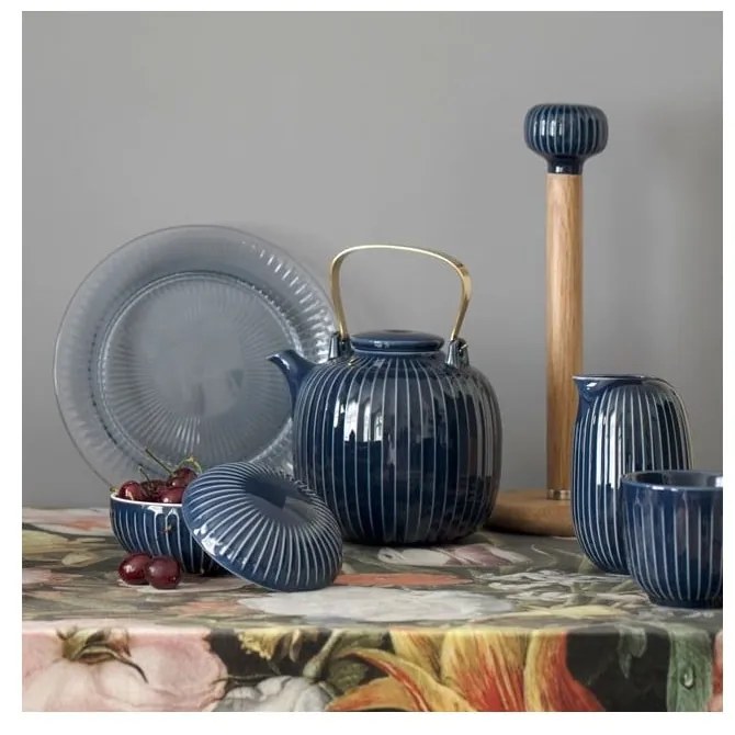 Hammershoi sötétkék porcelán bögre, 200 ml - Kähler Design