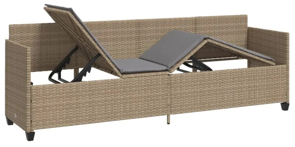 bézs polyrattan napozóágy párnával