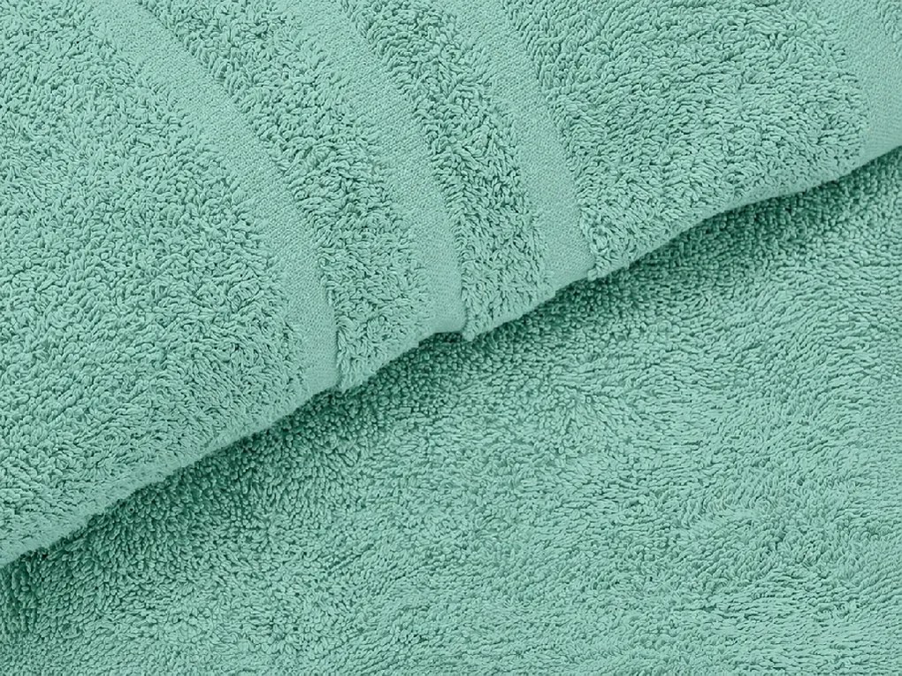 CLASSIC COLOR fürdőlepedő 70 x 140 cm mentás, 100% pamut