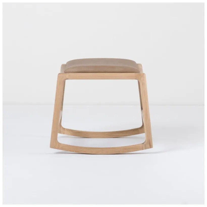 Dedo tömör tölgyfa szerkezetű zsámoly barna bivalybőr ülőkével - Gazzda