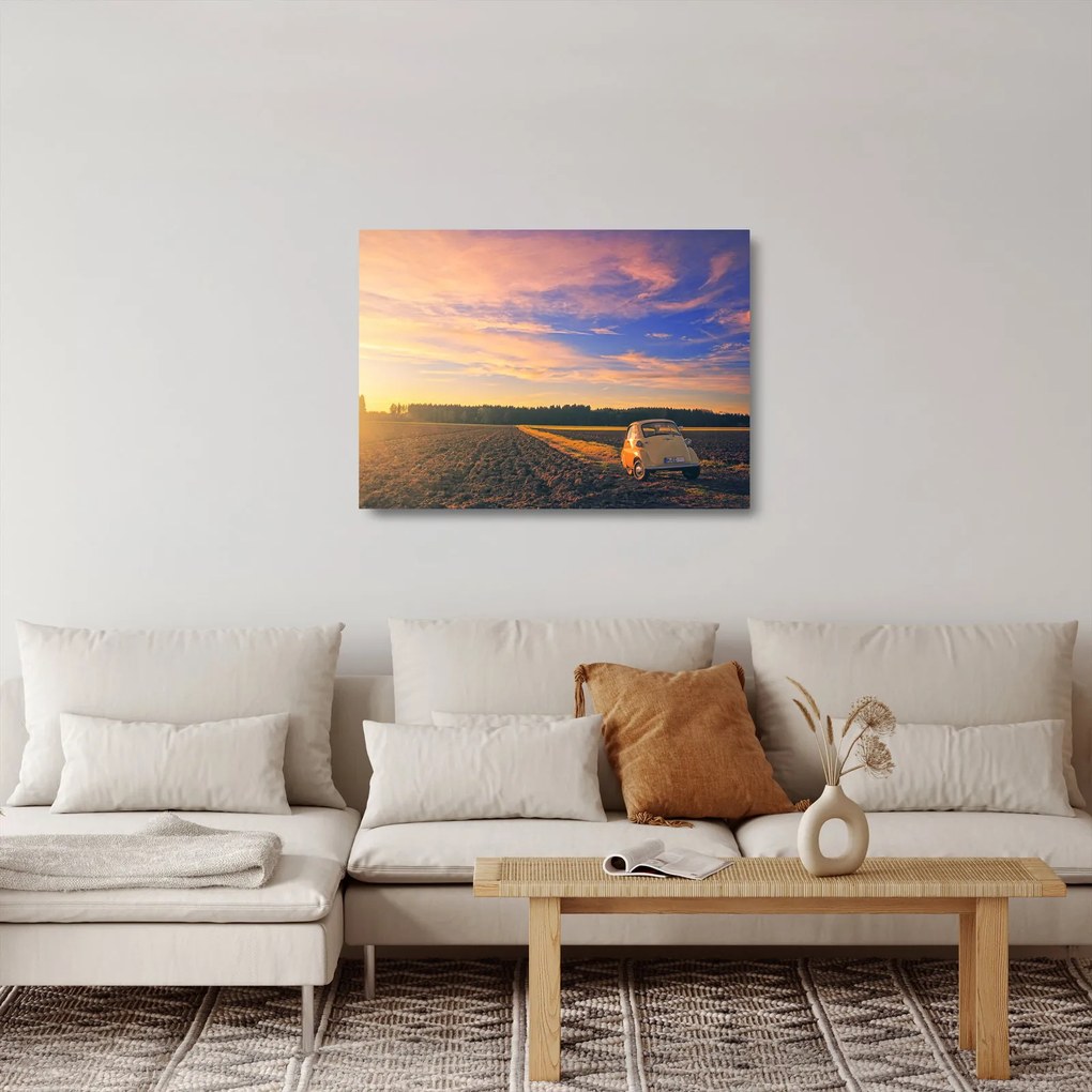 Egy sárga autó képe a mezőn (üvegen) (70x50 cm)