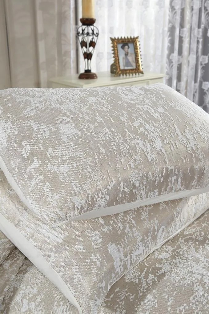 Slayka jacquard kétszemélyes ágytakaró szett, cappuccino