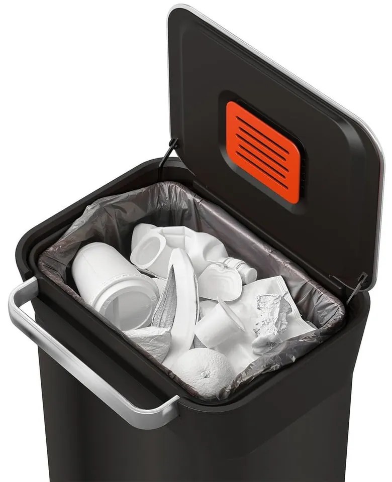 Fekete acél pedálos szemetes 30 l Titan – Joseph Joseph
