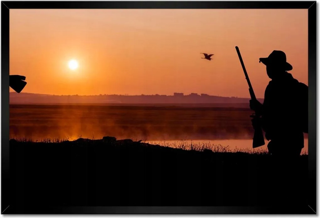 Poszterek keretben 60x40 Vadász a reggeli háttérben