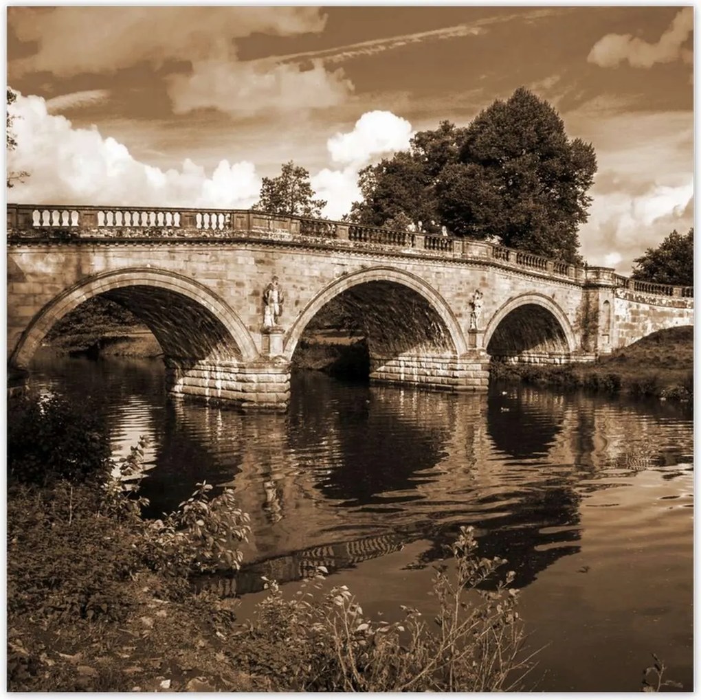 Poszterek 70x70 Híd a folyón szépia