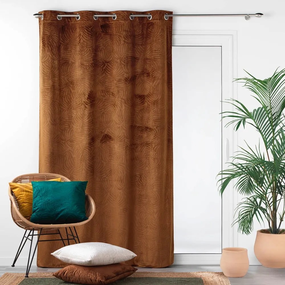 Barna bársony függöny 140x240 cm Analia – douceur d'intérieur