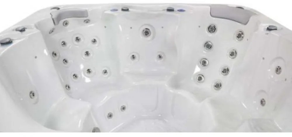 Jupiter Spa medence Tuscan sun