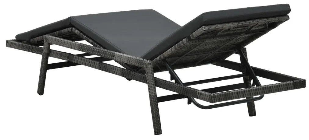 Szürke polyrattan napozóágy párnával