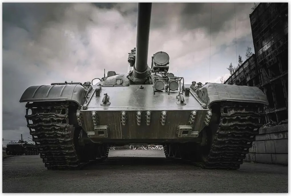 Poszterek 120x80 Régi tank a törmelék hátterében