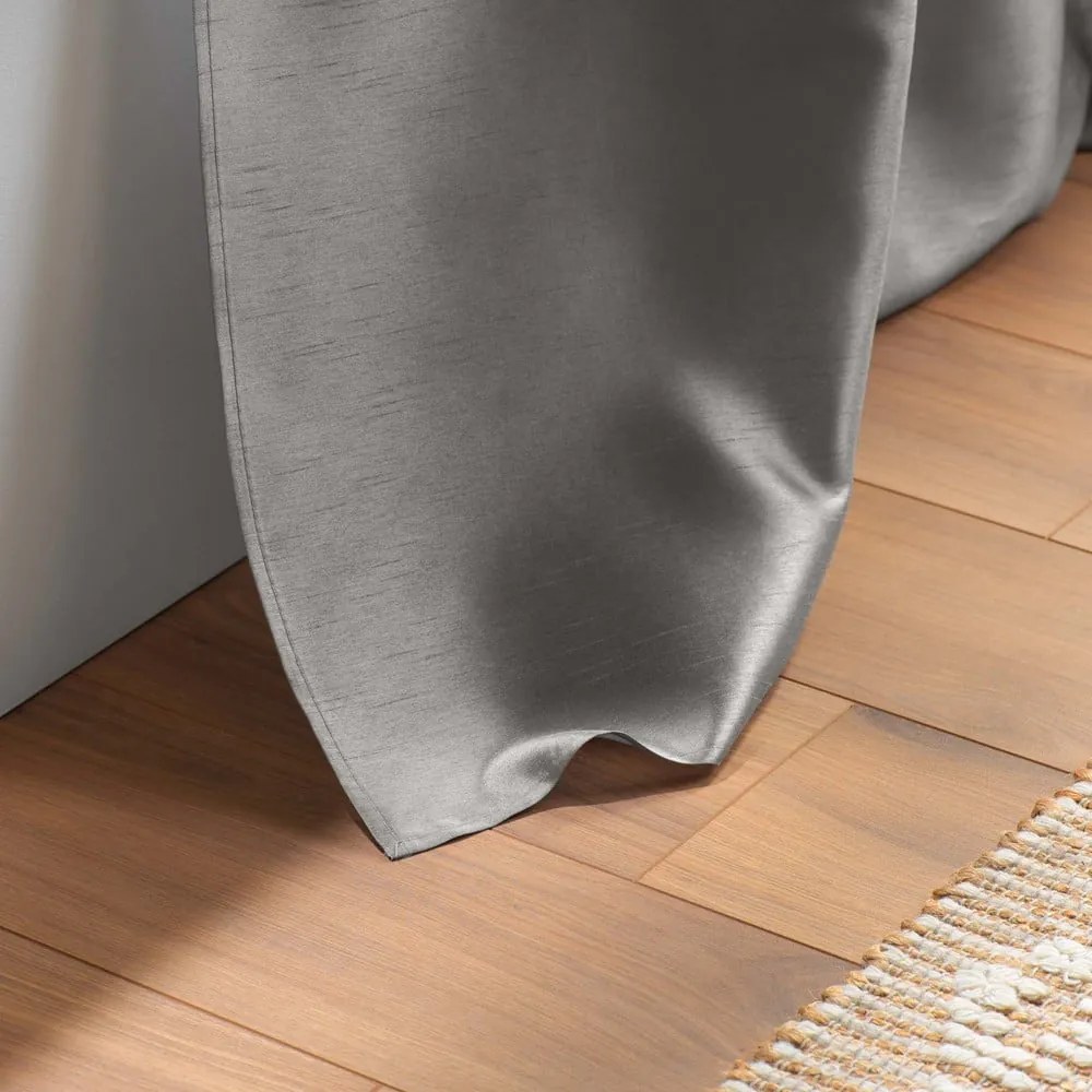 Sötétszürke szatén függöny 140x240 cm Shana – douceur d'intérieur