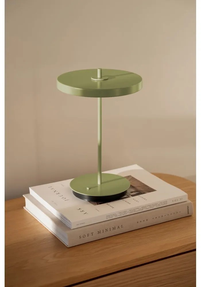 Zöld fém LED asztali lámpa fém búrával (magasság 31 cm) Asteria Move – UMAGE