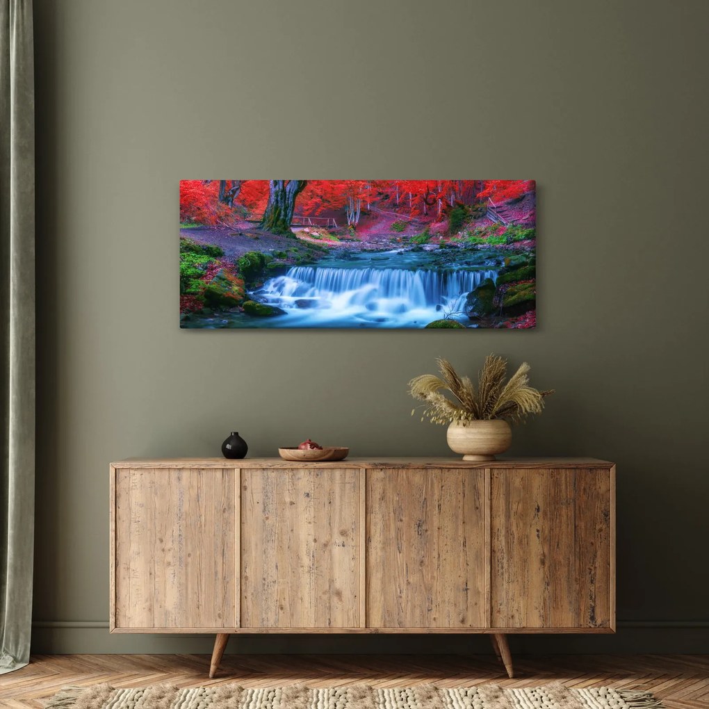 Kép Vízesés egy vörös erdőben (120x50 cm)