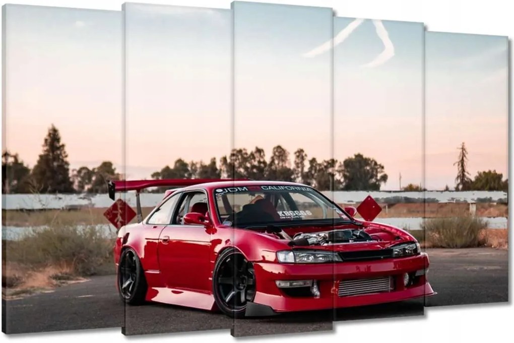 Képek 150x95 Sportos piros autó