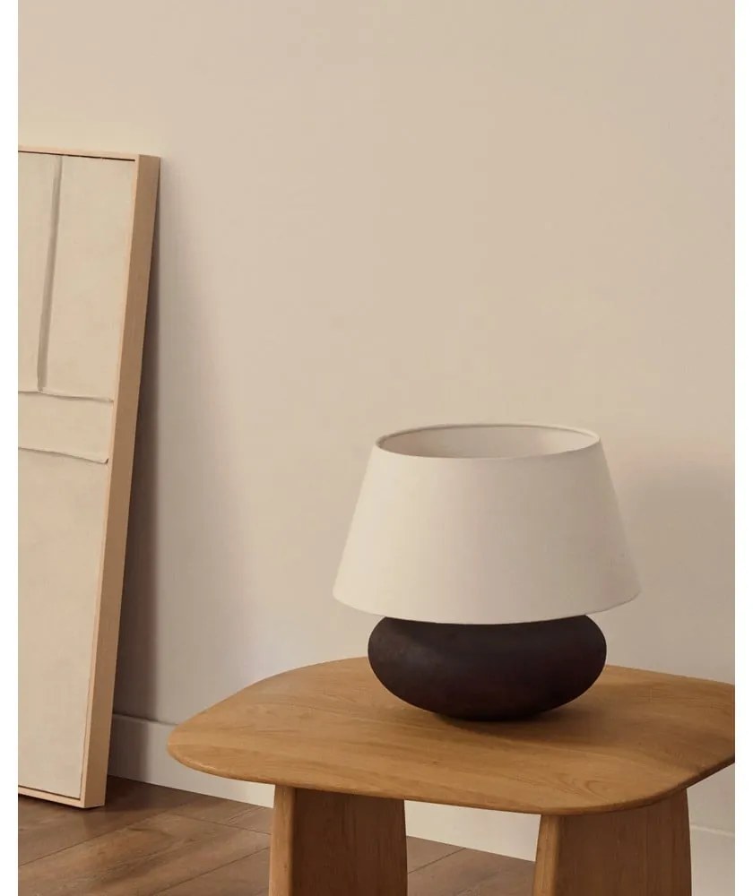 Fekete-fehér asztali lámpa textil búrával (magasság 35 cm) Nessi – Kave Home