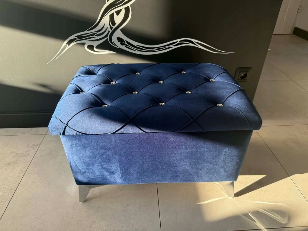 Puff tárolóval, puff tárolóval, kárpitozott pad, gombok, glamour