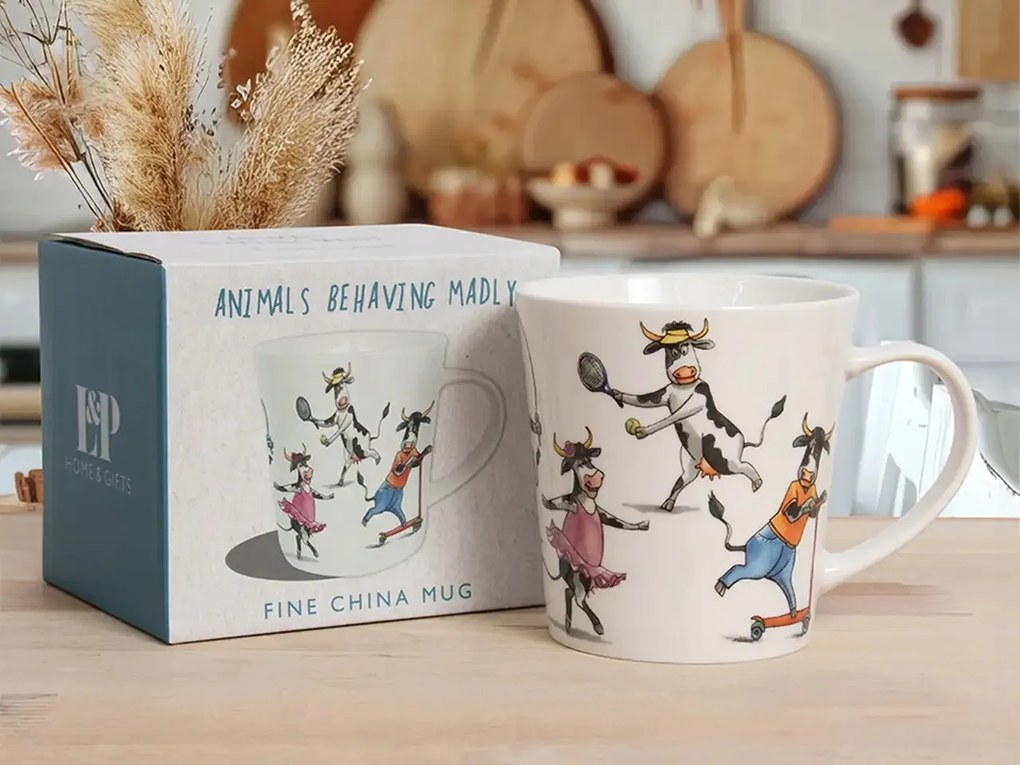 Porcelán Bögre Animals Behaving Madly Őrült Tehenek by Finola Stack 0,4