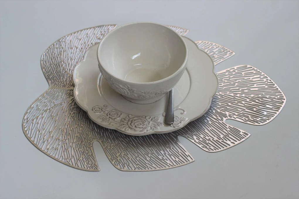 Ezüst tányéralátét Monstera 45cm