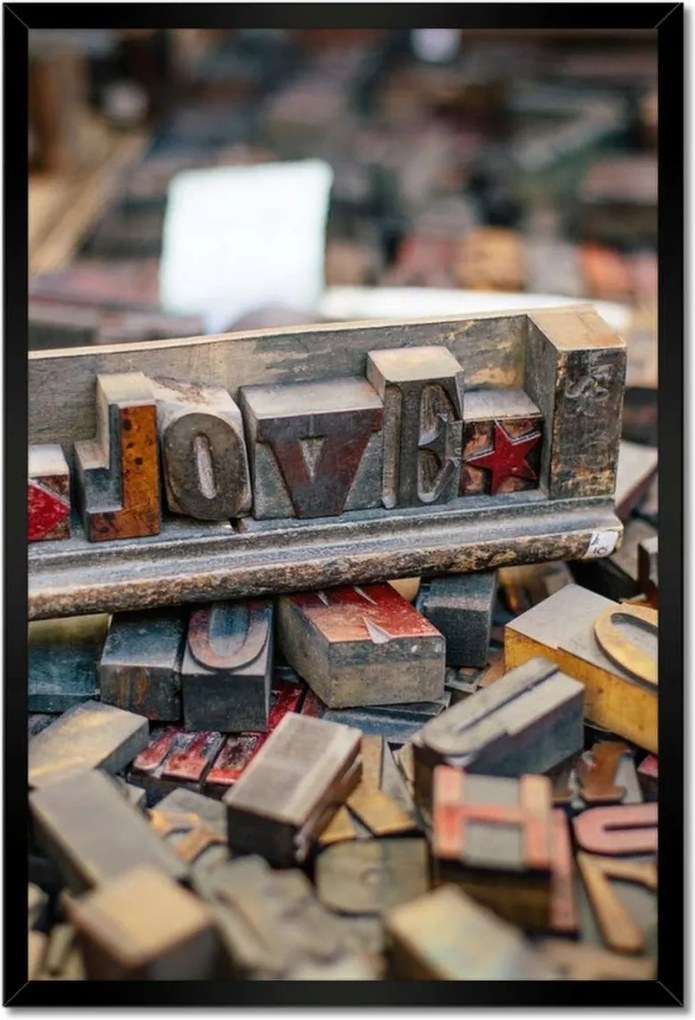 Poszterek keretben 40x60 Love felirat