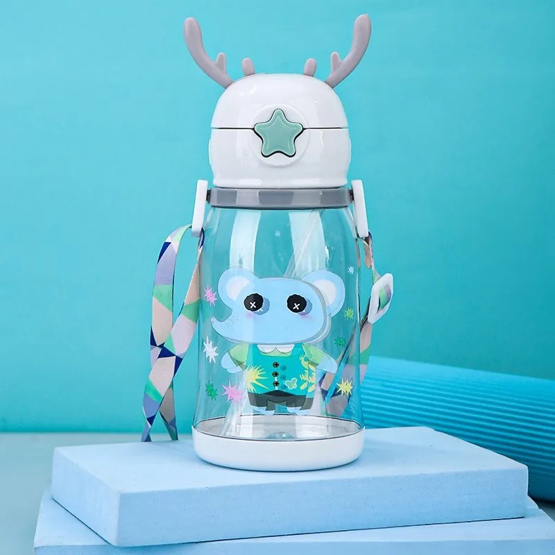 ELEPHANT szívószálas műanyag kulacs 600 ml