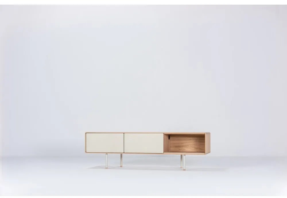 Fehér-natúr színű tölgyfa TV-állvány 160x48 cm Fina – Gazzda