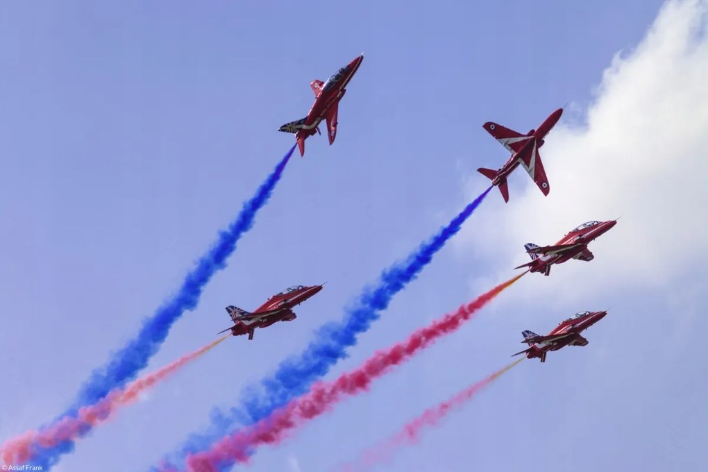 Poszter 30x20cm Vörös nyilak, Assaf Frank