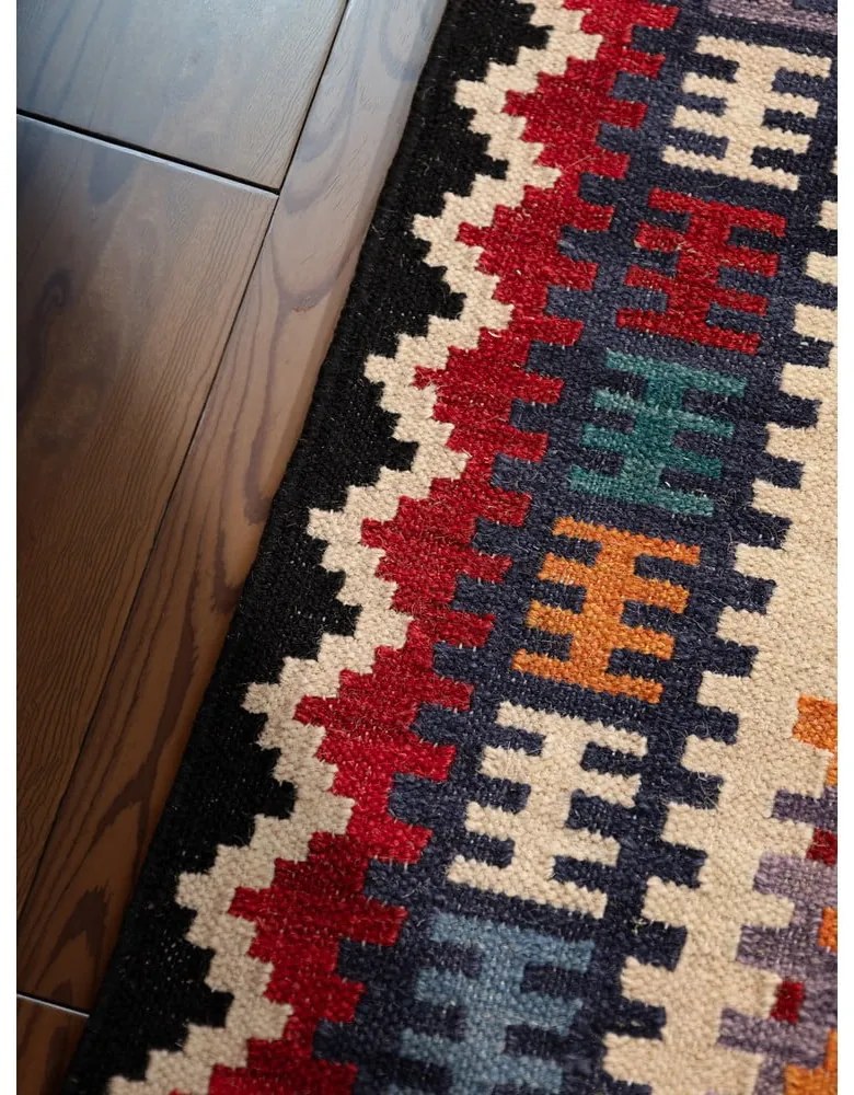 Piros kétoldalas kézi szövésű gyapjú szőnyeg 160x230 cm Kamal Kian – Nouristan