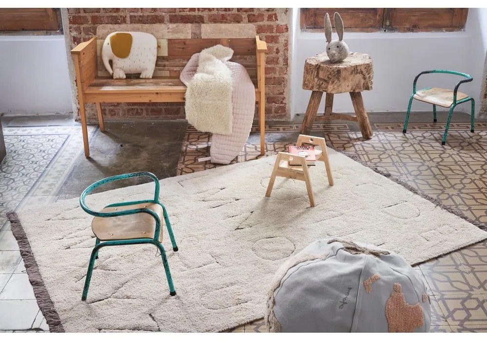 Krémszínű mosható kézi szövésű pamut gyerek szőnyeg 140x200 cm ABC – Lorena Canals