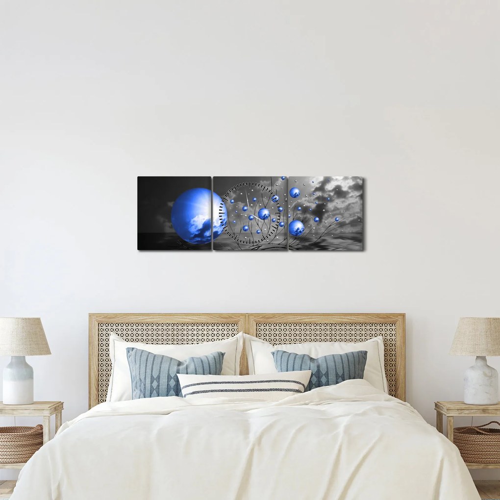 Világoskék gömbök képe (órával) (90x30 cm)