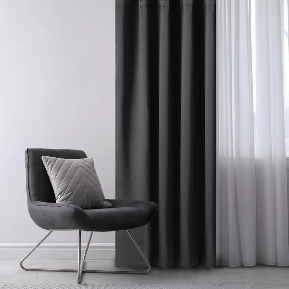 Fekete sötétítő függöny 140x175 cm – Restilo